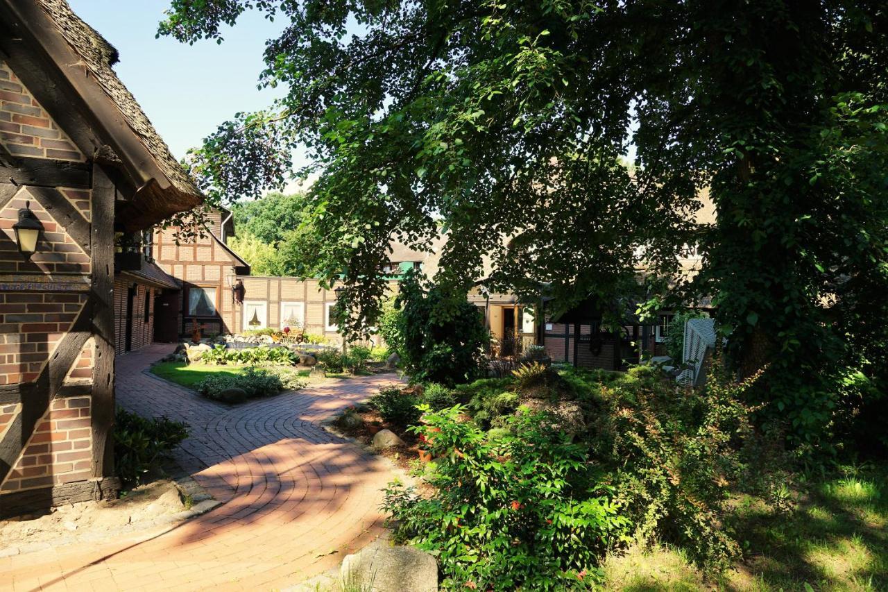 Ihr Ferien Hotel Brunnenhof Suhlendorf Exterior photo