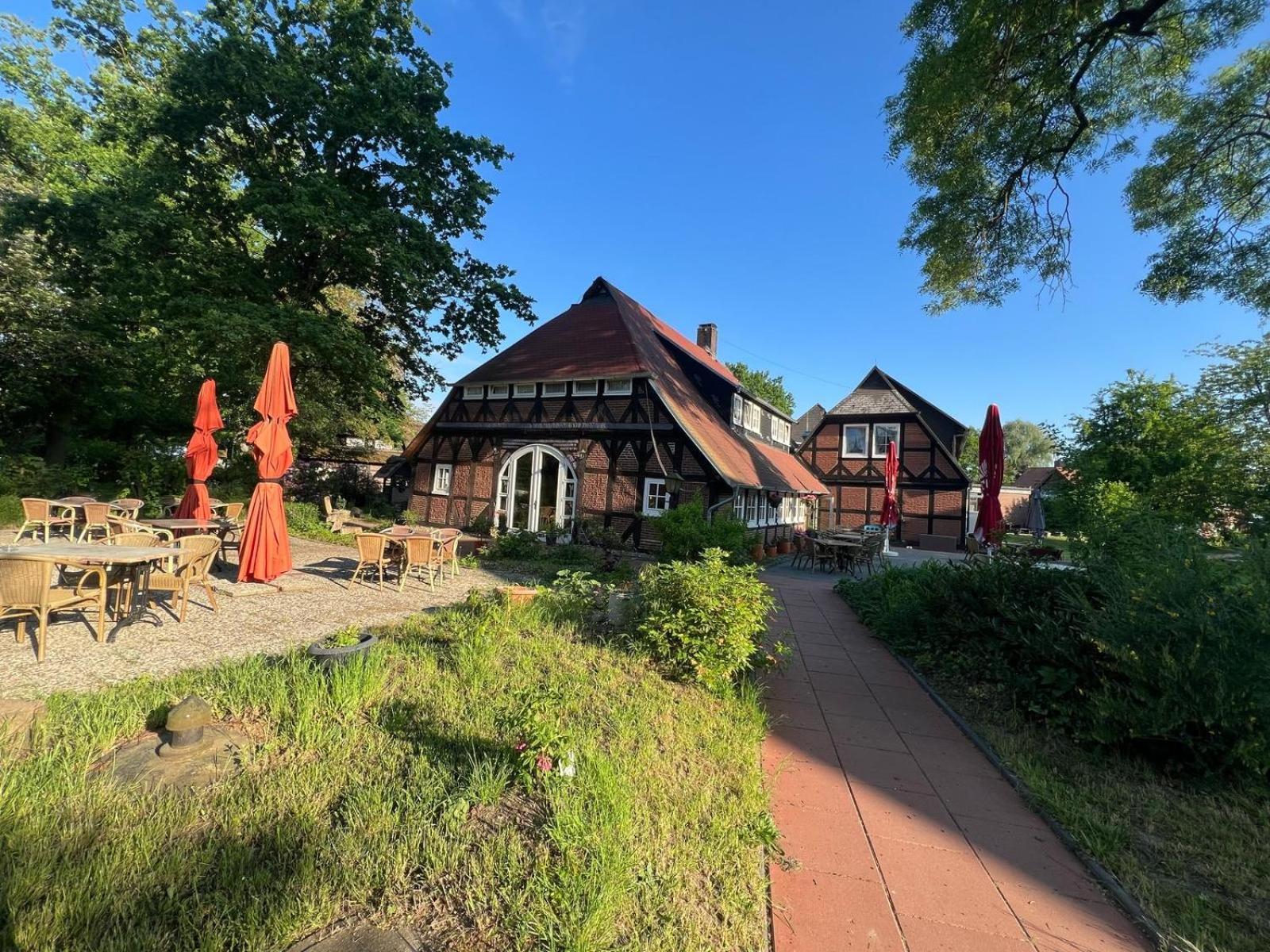 Ihr Ferien Hotel Brunnenhof Suhlendorf Exterior photo